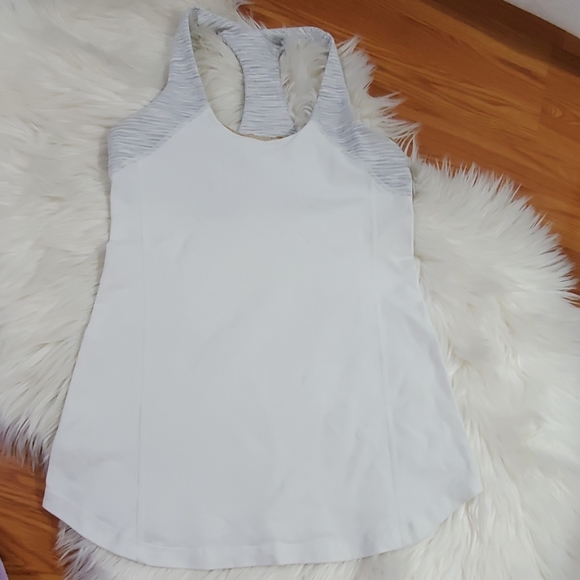 lululemon athletica Tops - Lululemon athletica tank top size 6